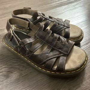 Vintage y2k Dr. Martens sandals 7 7.5